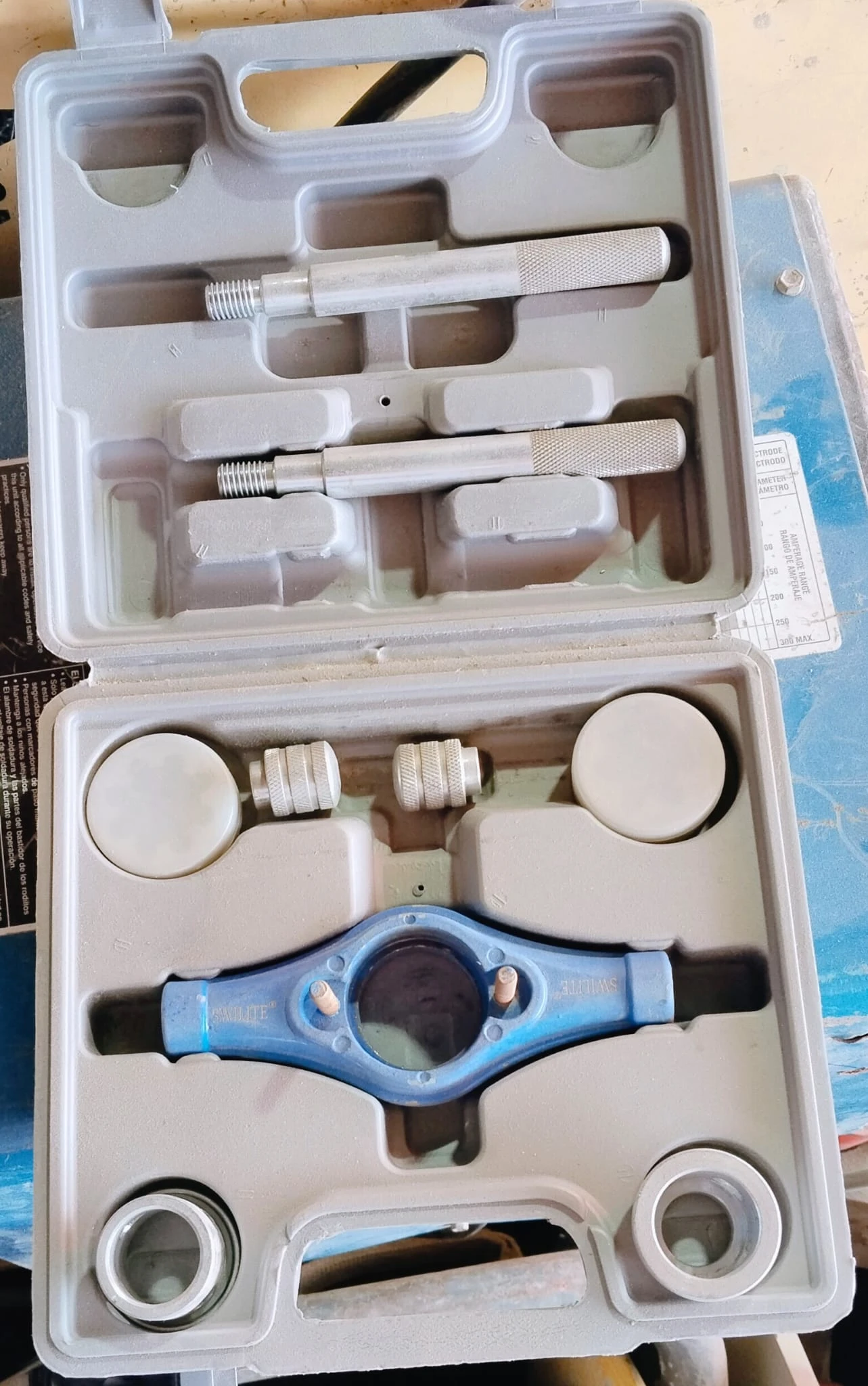 Conduit Threading Die Set - View 1