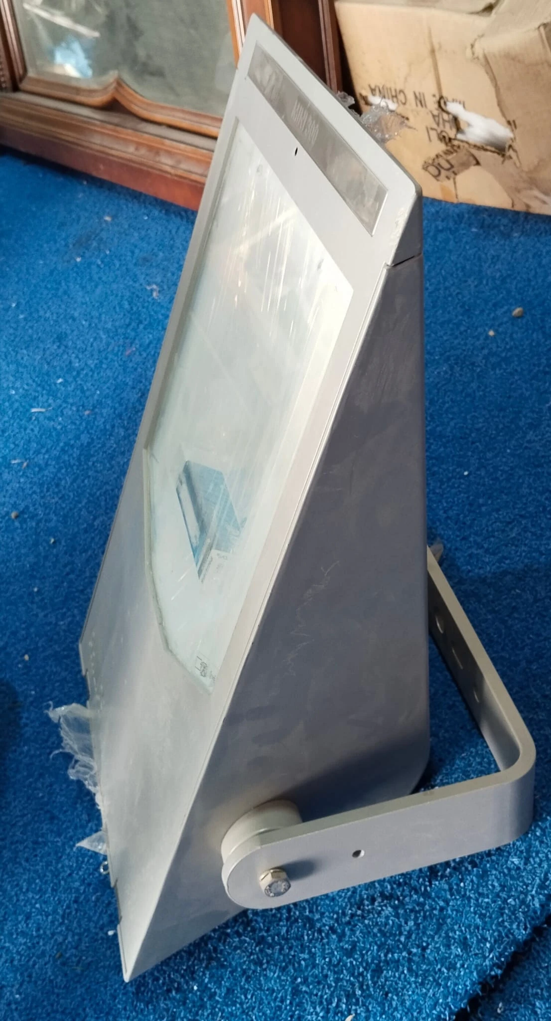 Philips luminaire - View 1