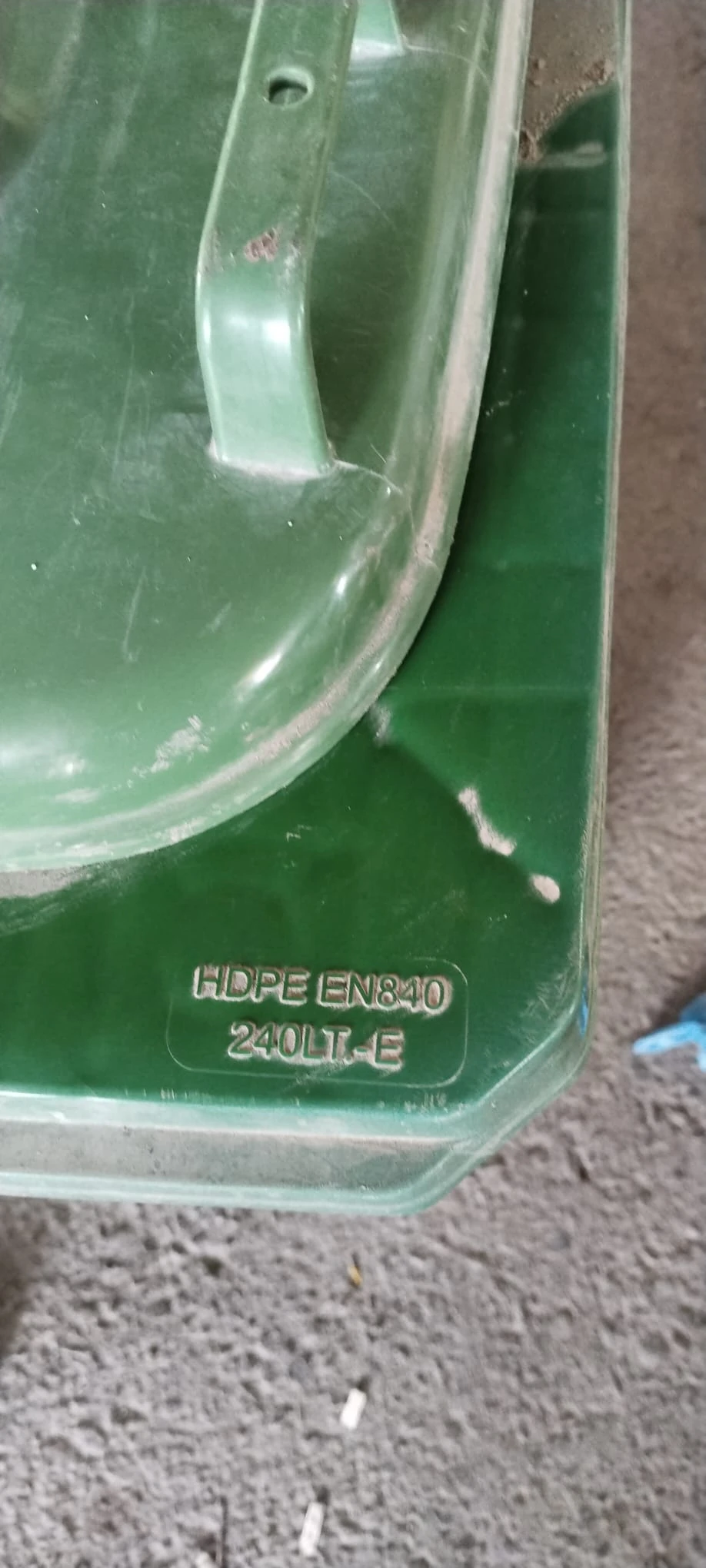 240L Plastic Garbage Bin - View 1